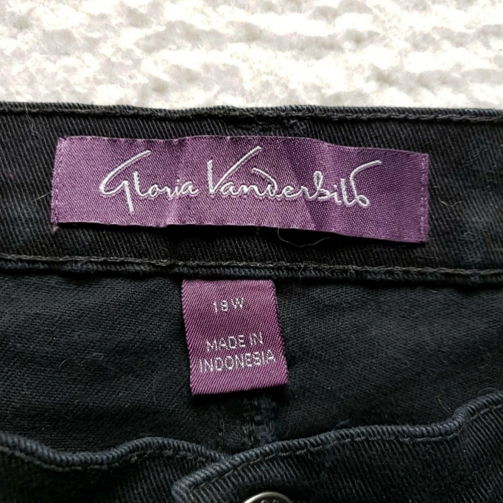 Gloria Vanderbilt Amanda Jeans Womens Plus 18W Short Black Straight Stretch - Picture 5 of 7